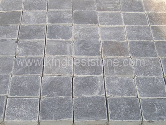 Spotted Bluestone Tumbled Cubes and Paving Strips